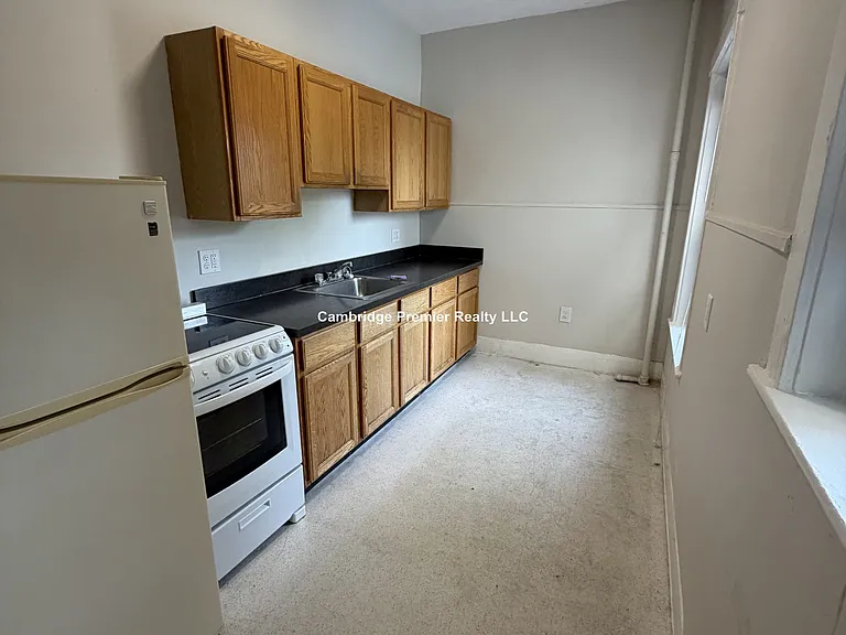 885 Massachusetts Ave #42 — Photo 9