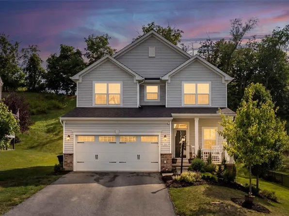 208 Regency Dr, Eighty Four, PA 15330