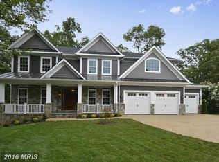 2009 Maynard Dr, Falls Church, VA 22043