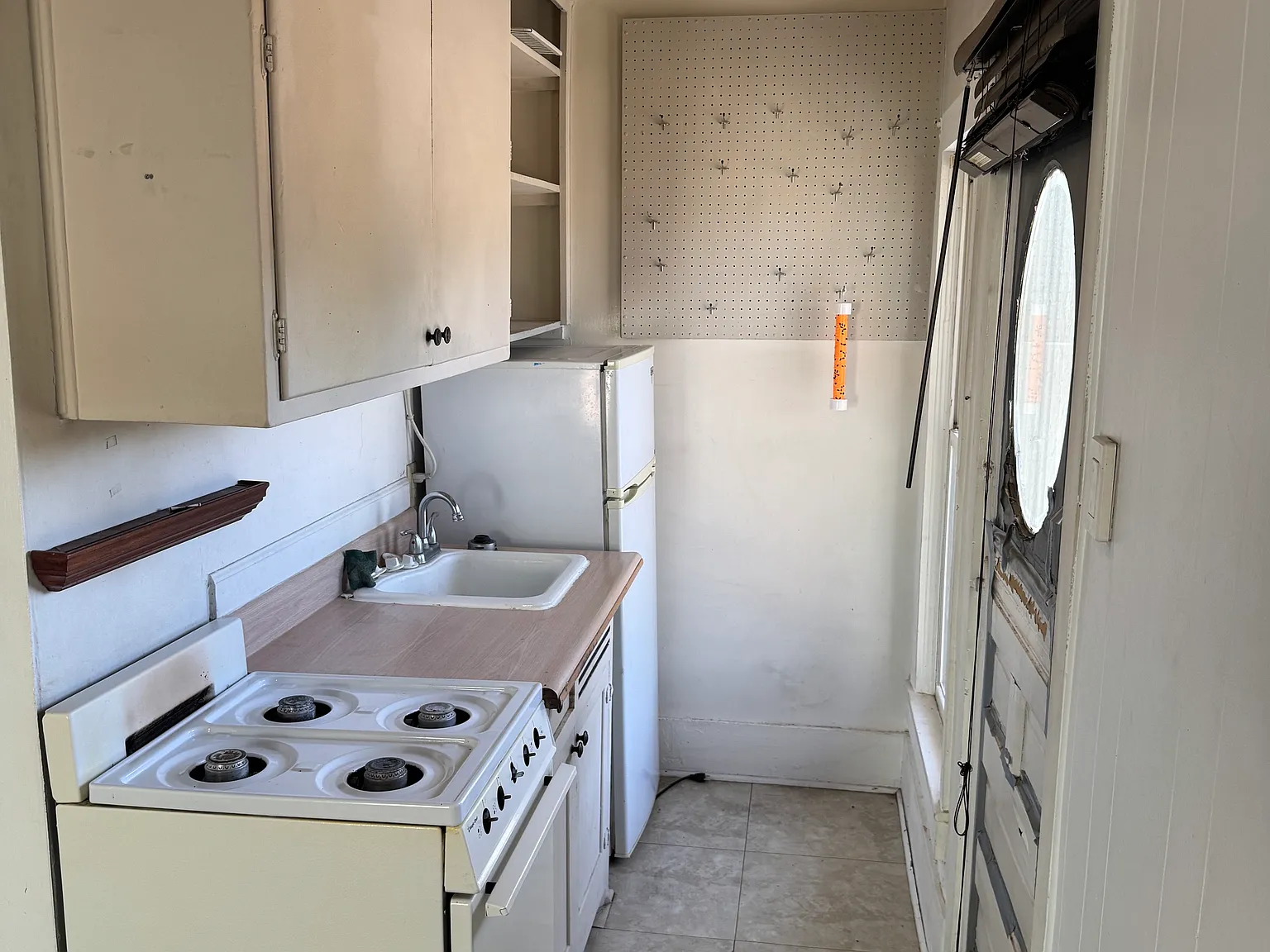 1 bed, 700 sqft, $575 — Photo 2