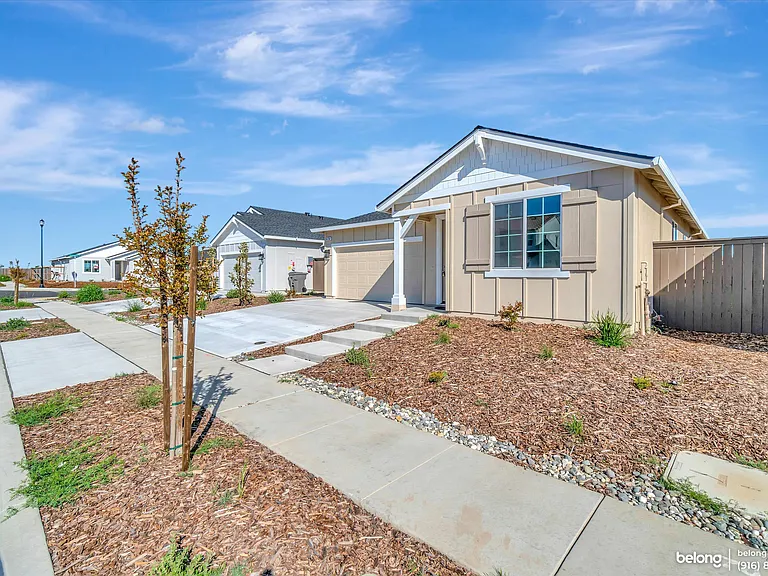 4764 Crawford Pkwy — Photo 3