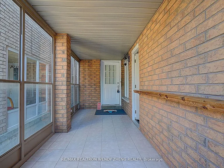 13 Apollo Rd — Photo 3