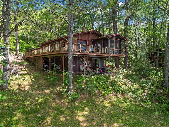 3rd image of 25 Kelley Drive