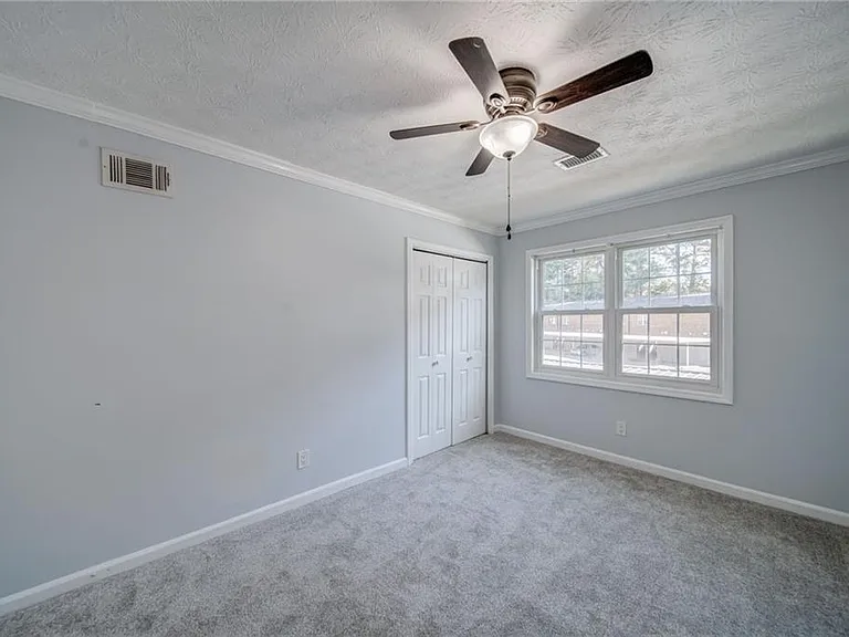 280 Winding River Dr #B — Photo 29