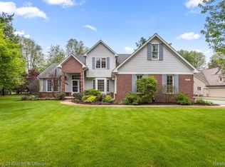 3241 Habitat Trl, Pinckney, MI