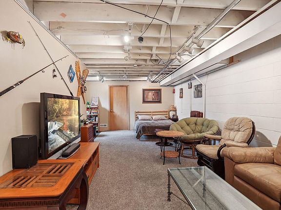 4th image of 4150 Yates Ave N #4150