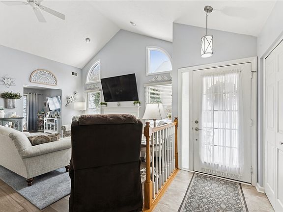 4th image of 1203 Hunt Club Dr