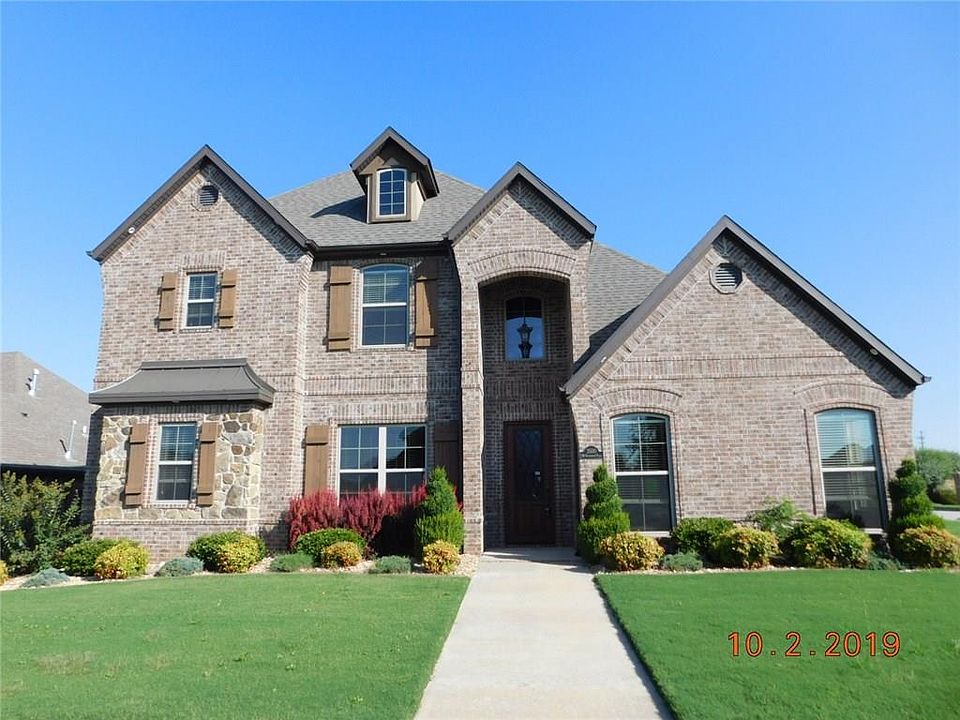 1st image of 3500 SW Riverwood Pl