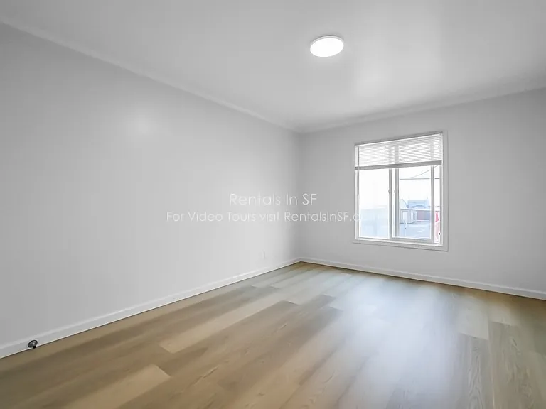 1714 44th Ave — Photo 9