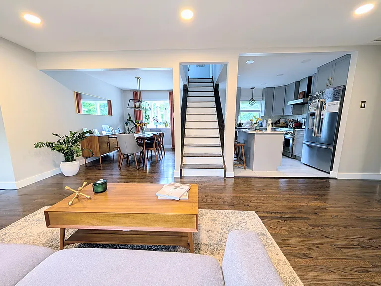 303 Old Stage Rd — Photo 4
