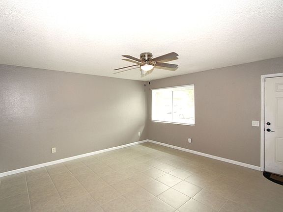 3rd image of 12420 Mount Vernon Ave #12420-2B-2
