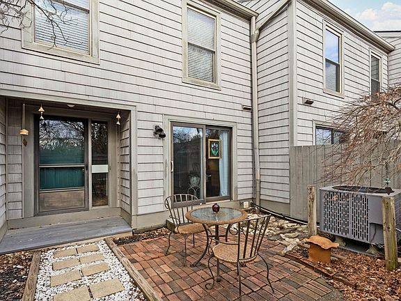 2nd image of 3172 Walden Ravines