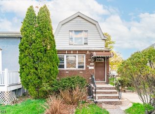 375 Westervelt Pl, Lodi, NJ 07644