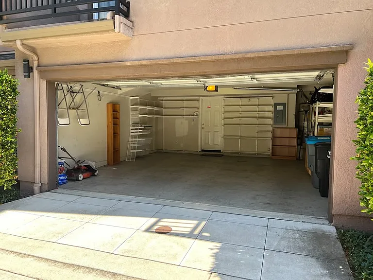 11 Royal Oak Ct — Photo 17