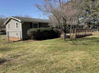 4625 Grassy Ln, Burlington, NC 27215