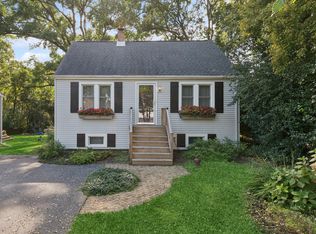 26W125 Jewell Rd, Wheaton, IL 60187