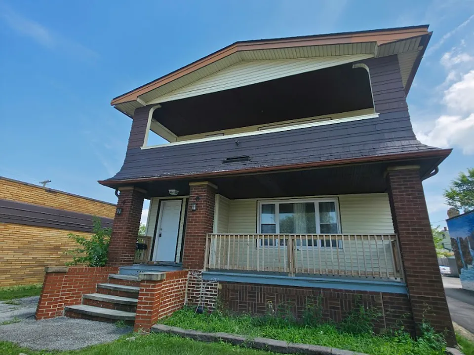 5273 Pearl Rd