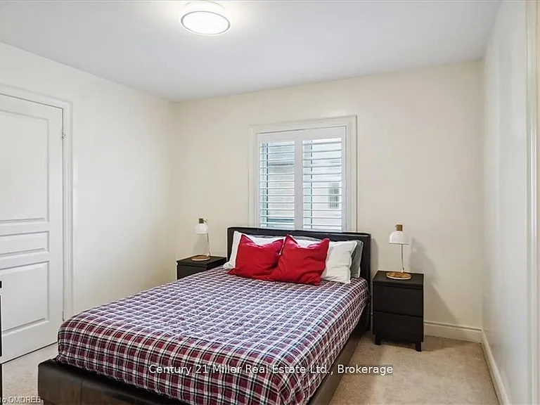 3083 Streamwood Pass — Photo 17