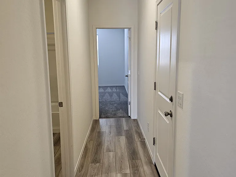 1447 W Pima Ave — Photo 10