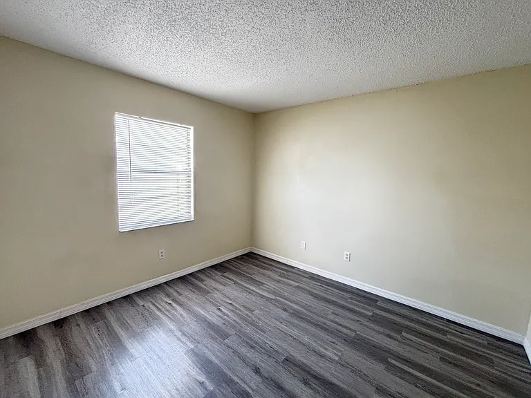 2665 Wildwood Ln — Photo 11