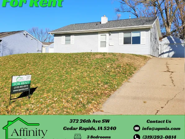 372 26th Ave SW, Cedar Rapids, IA 52404