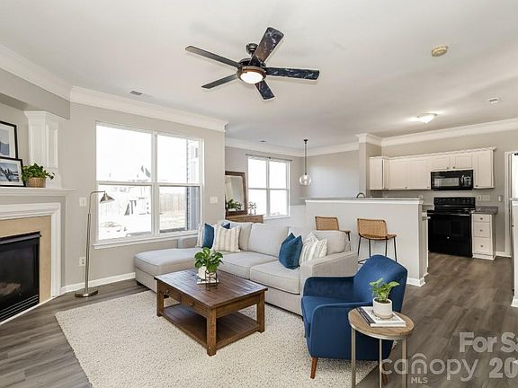 3rd image of 8351 Rolling Meadows Ln
