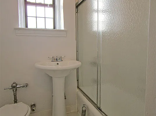 Rented by SW Queens Mezzanine | media 12