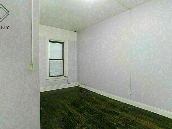 4th image of 1302 Pacific St #1E