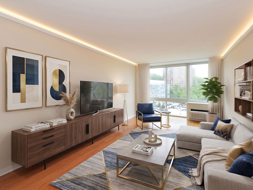 1st image of 1111 Hudson Park #1111