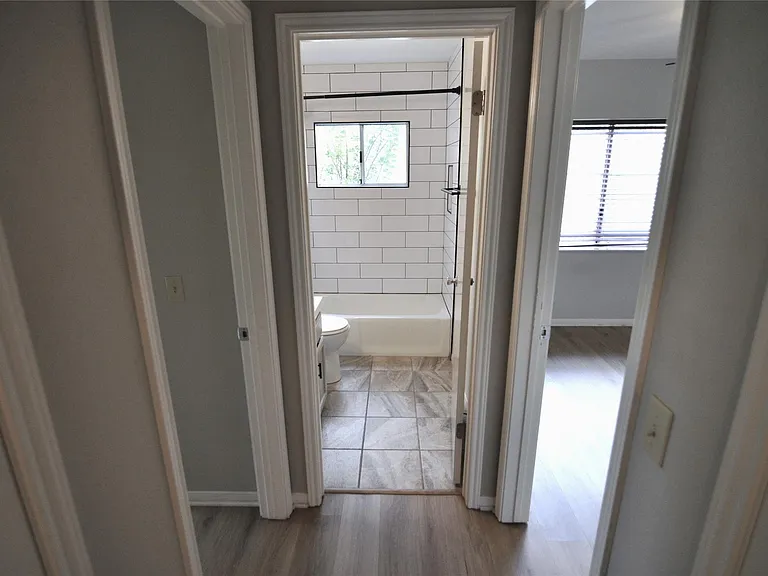 602 Timbergrove Ct — Photo 3