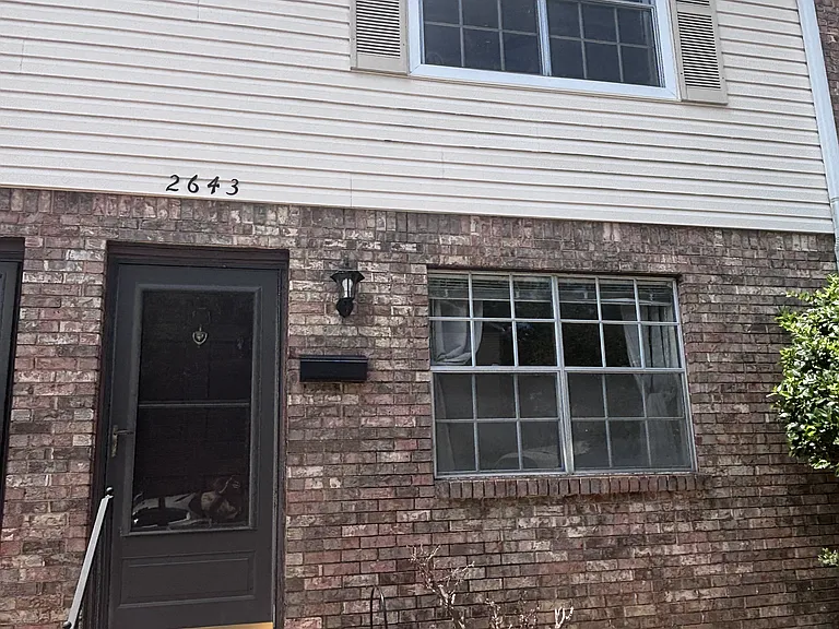 2643 Southbury Cir — Photo 1
