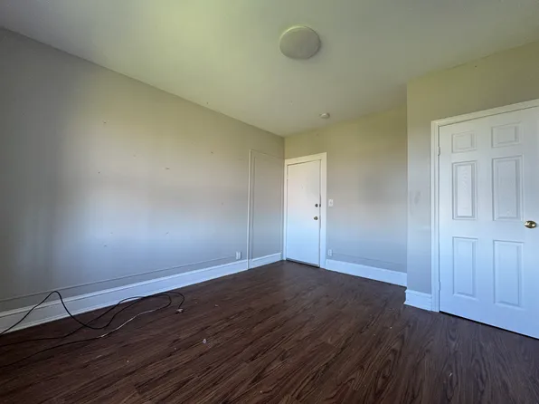 101-302 Wyllys St, Hartford, CT 06106