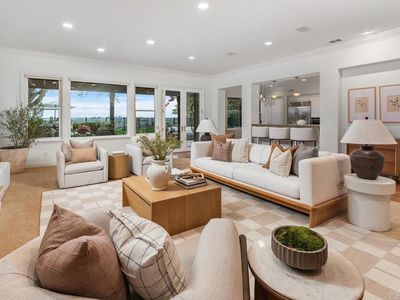 7971 Paseo Esmerado, Carlsbad, CA, 92009