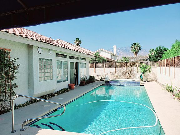 3rd image of 69830 McCallum Way