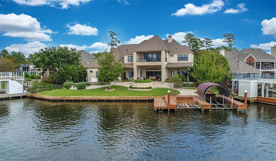 1st image of 71 Broad Cove Dr