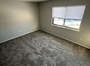 223 S Ivy Ln, Butler, IN 46721