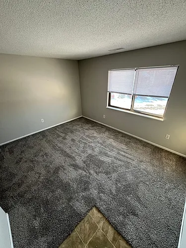 223 S Ivy Ln Photo 1