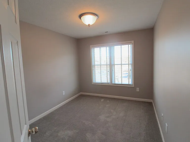 2189 Deyerle Ave — Photo 20
