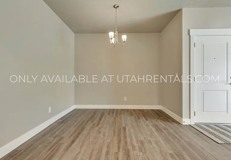 1128 S 820 E #1202 — Photo 13