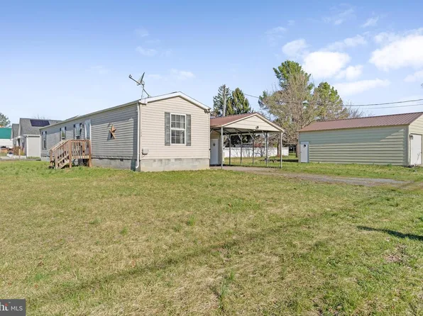 183 Military Ave, Bunker Hill, WV 25413