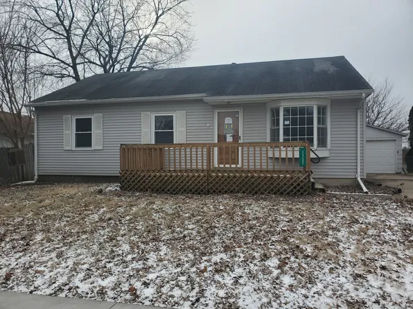 1737 W 54th St, Davenport, IA 52806