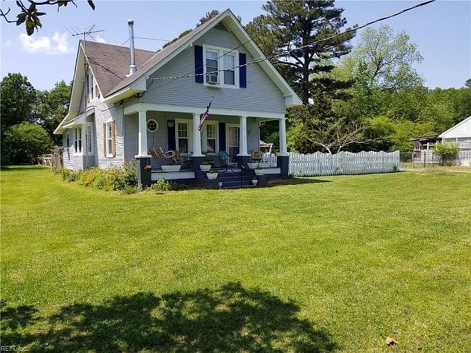 1st image of 17494 1st St