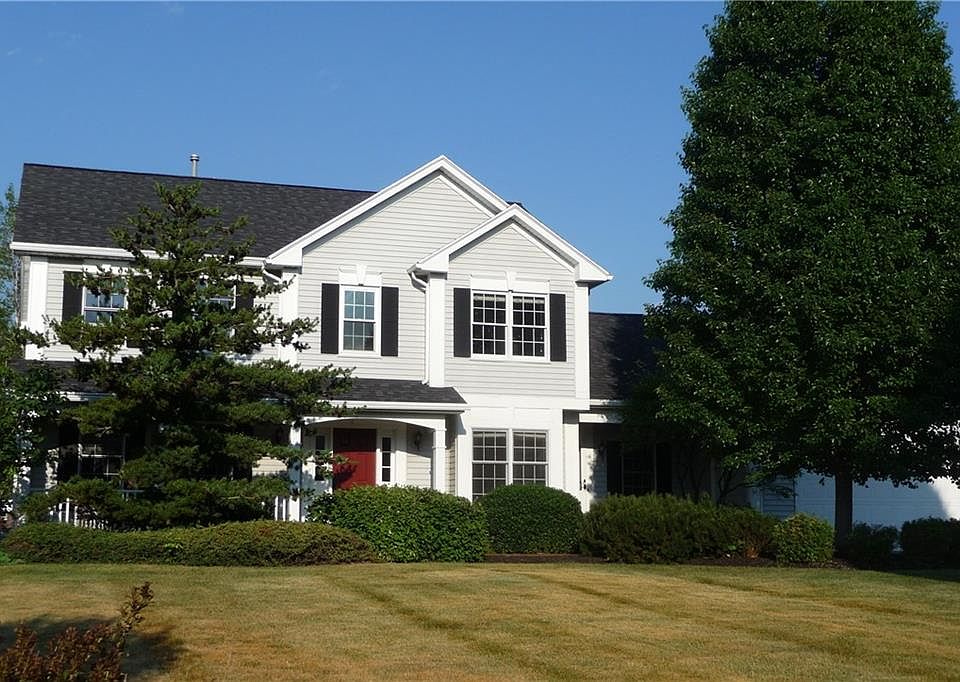 1st image of 47 Wren Field Ln