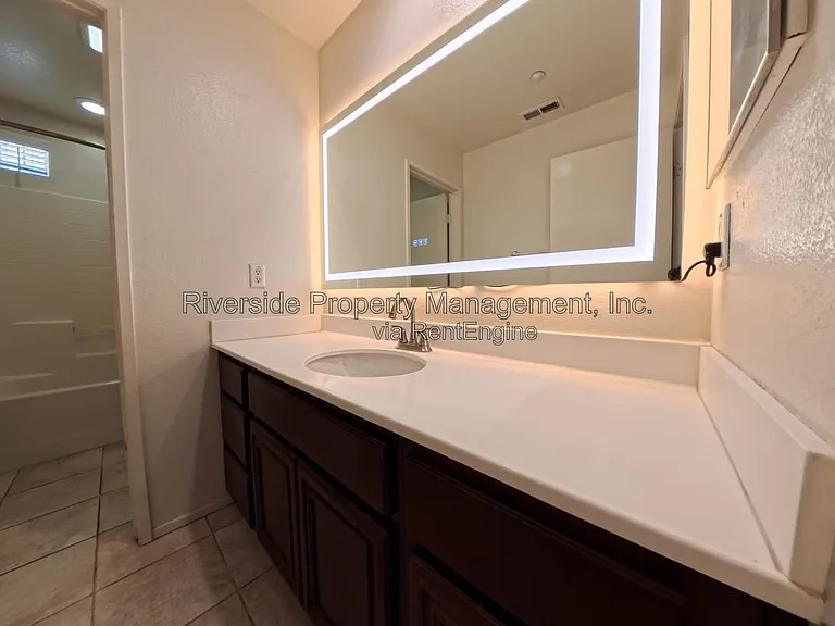 4031 Cey Ct — Photo 35