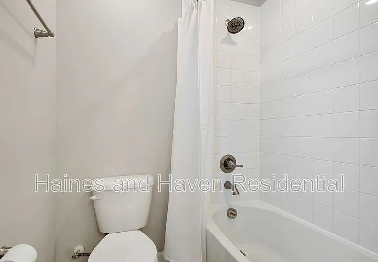 840 Blue Creek Dr — Photo 24