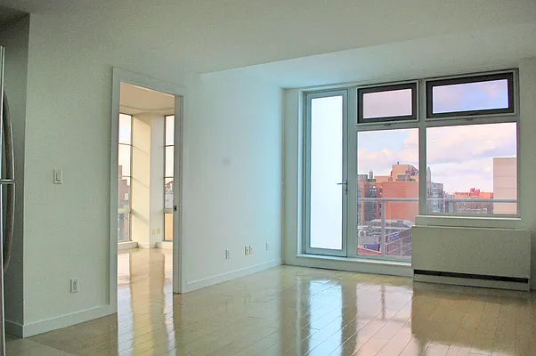 Rented by Bold New York | media 19