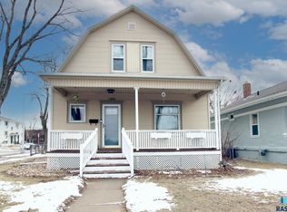 1302 S Dakota Ave, Sioux Falls, SD 57105
