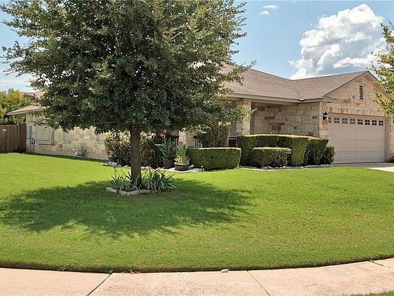 2nd image of 900 S Brook Dr