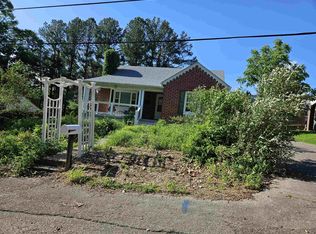 511 5th St SE, Pulaski, VA 24301