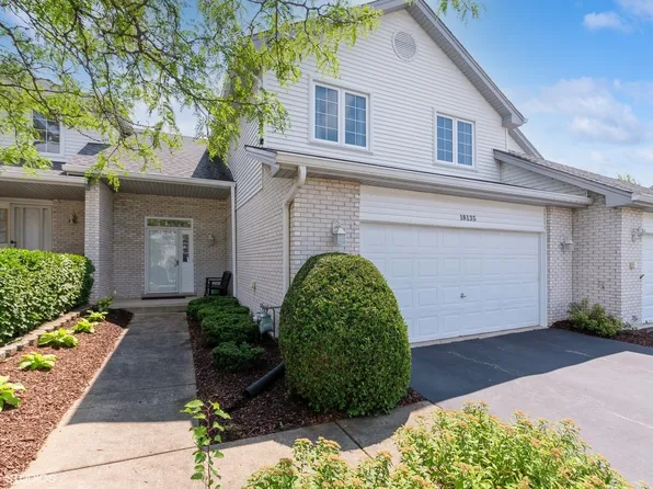18135 Pheasant Lake Dr, Tinley Park, IL 60487